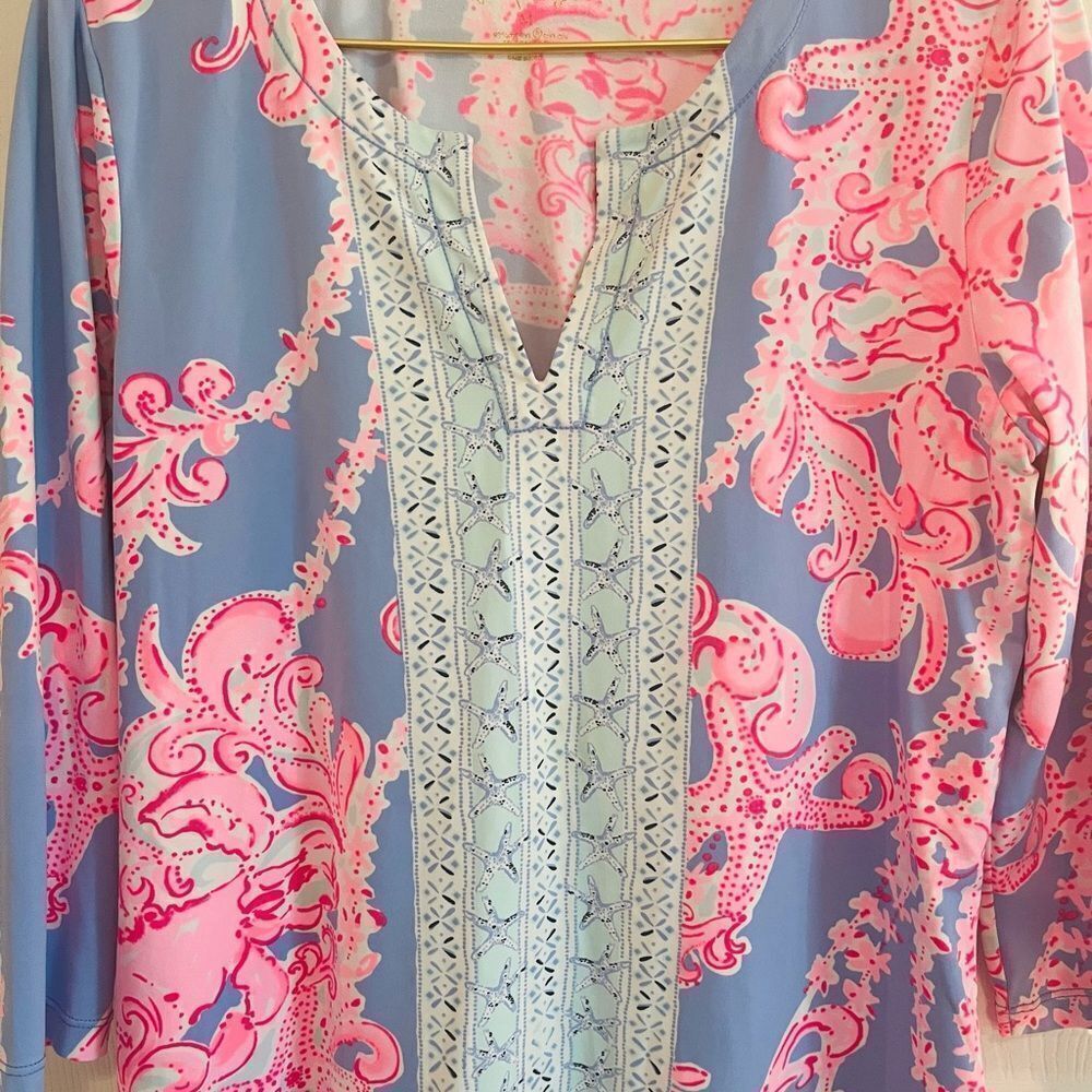 Lilly Pulitzer Pink Graphic 3/4 Sleeve Tunic - Picture 3 of 8